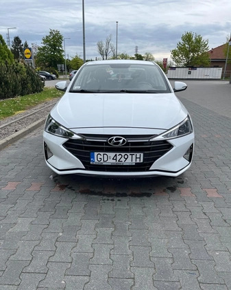 Hyundai Elantra cena 59900 przebieg: 69000, rok produkcji 2019 z Gdańsk małe 301